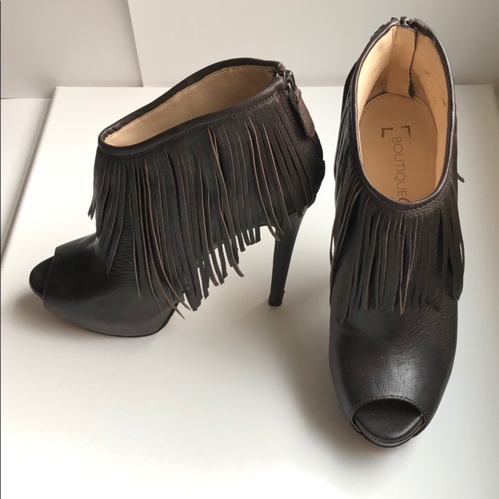 Boutique 9 leather open toe ankle bootie heels